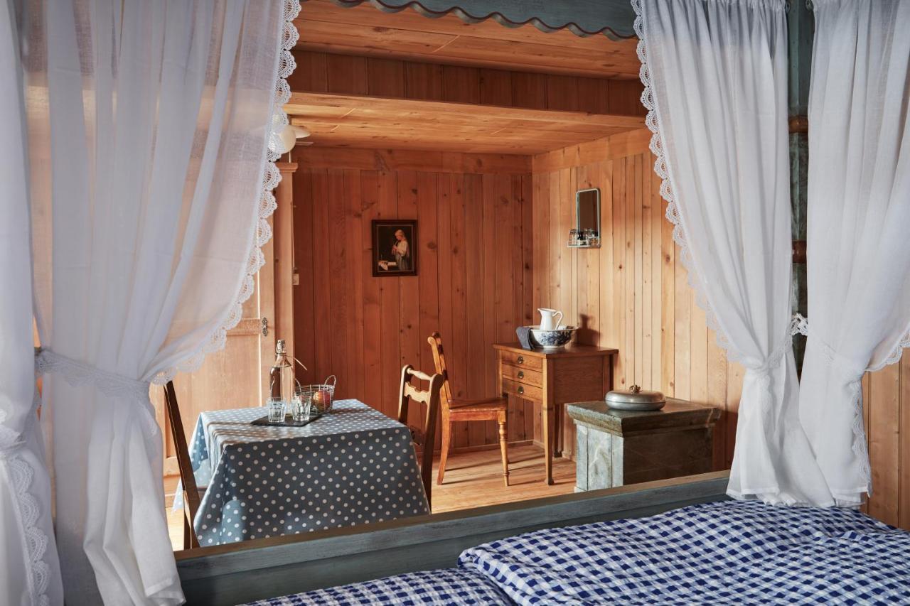 Nostalgie Bed & Breakfast Chraemerhus Curaglia Экстерьер фото