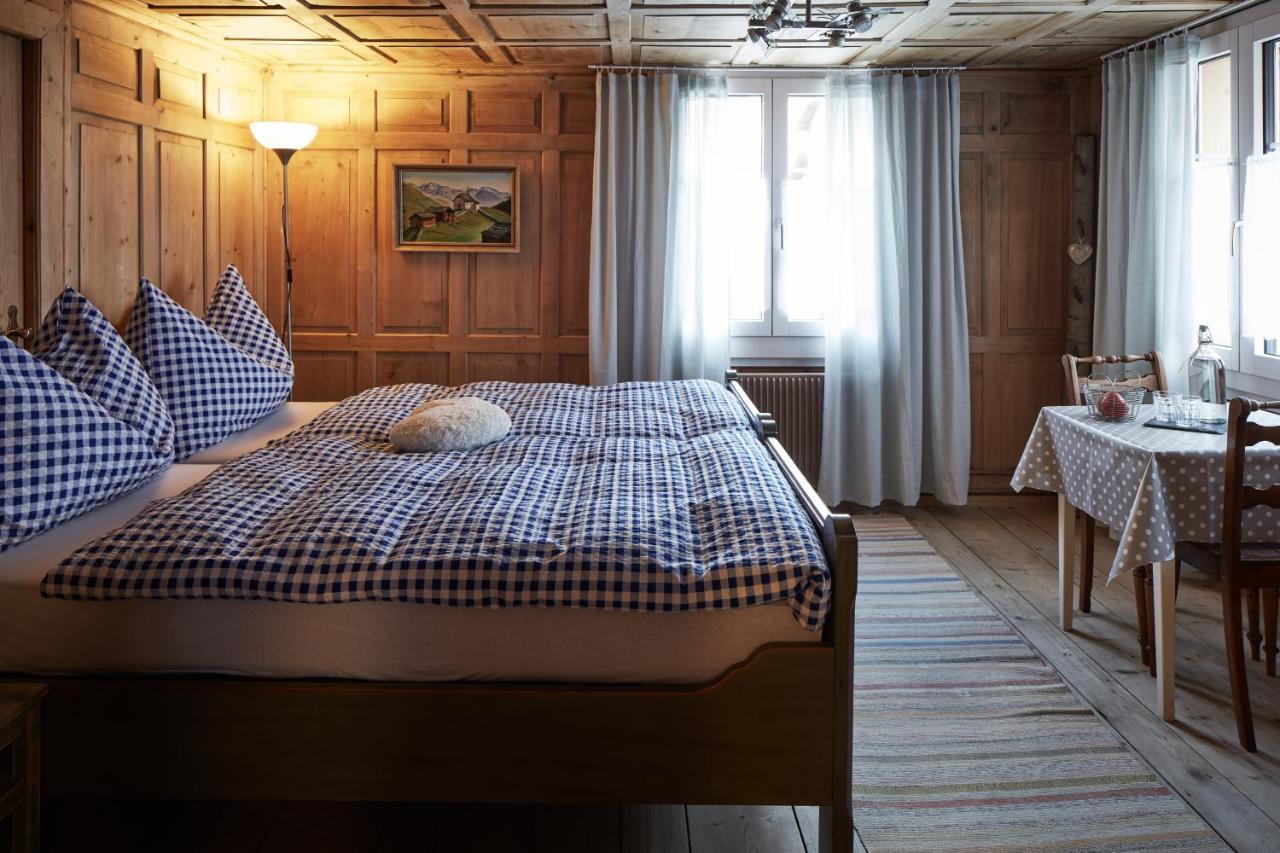 Nostalgie Bed & Breakfast Chraemerhus Curaglia Экстерьер фото